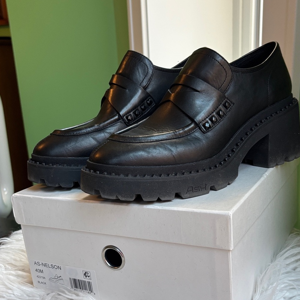 Black Women’s Chunky Loafers